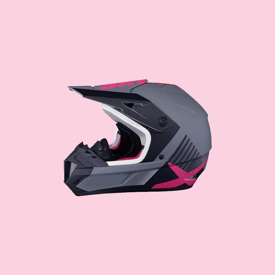 snowmobile-ski-doo-helmet Snowmobile helmet.